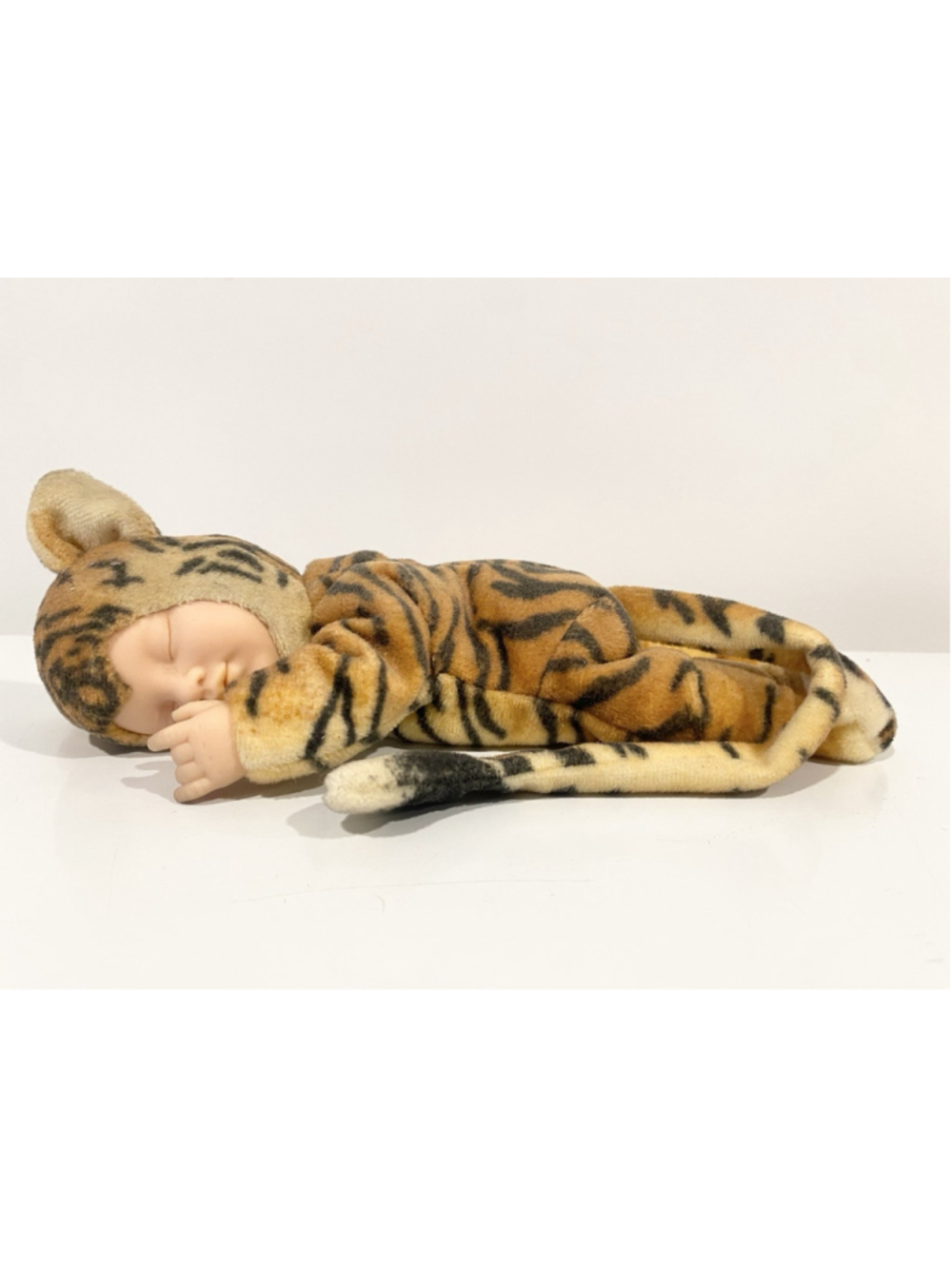 Vintage Anne Geddes Baby Tiger Doll Plush Sleeping Baby Bean Bag 10” Rare